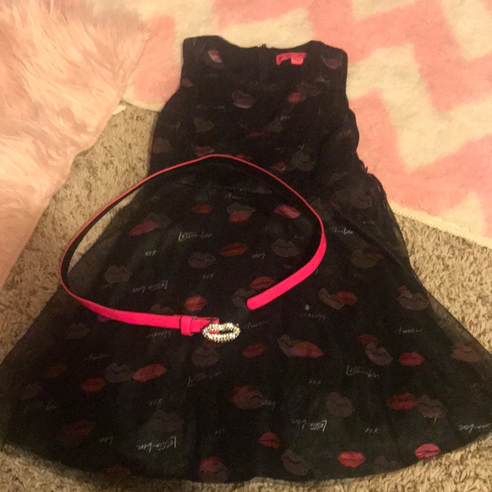 Betsey Johnson kiss dress